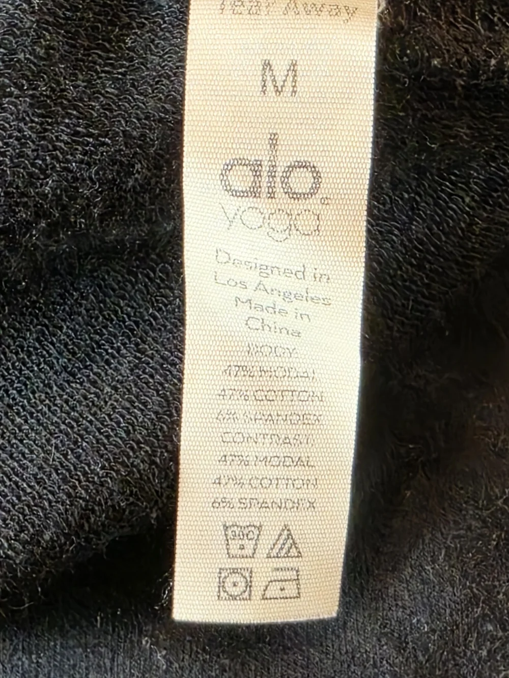 Alo Yoga Double Take Top Size M Black Cropped Boxy Long Sleeve Pullover